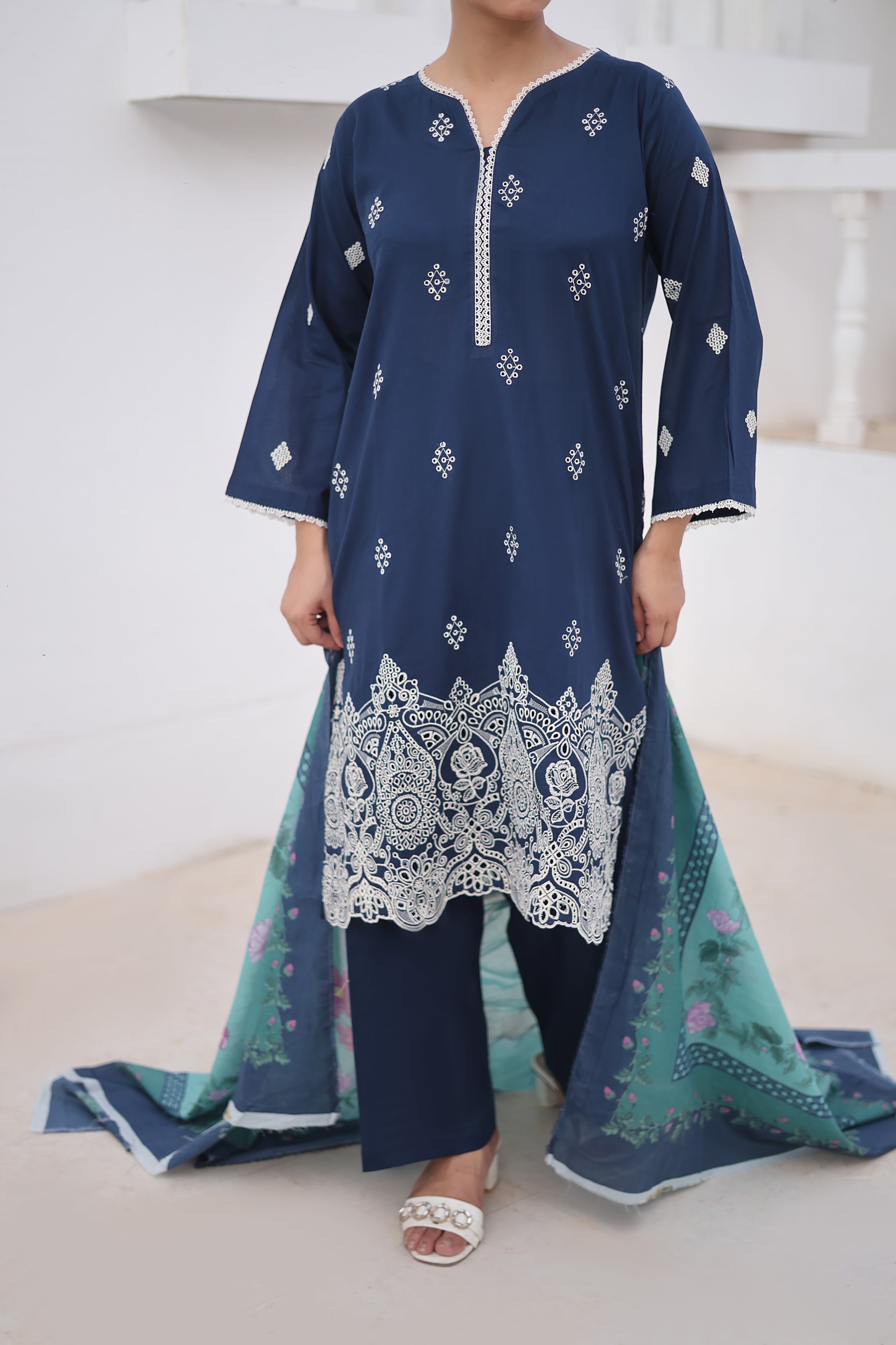 BLUE LAWN EMBRIODERED 3-PIECE