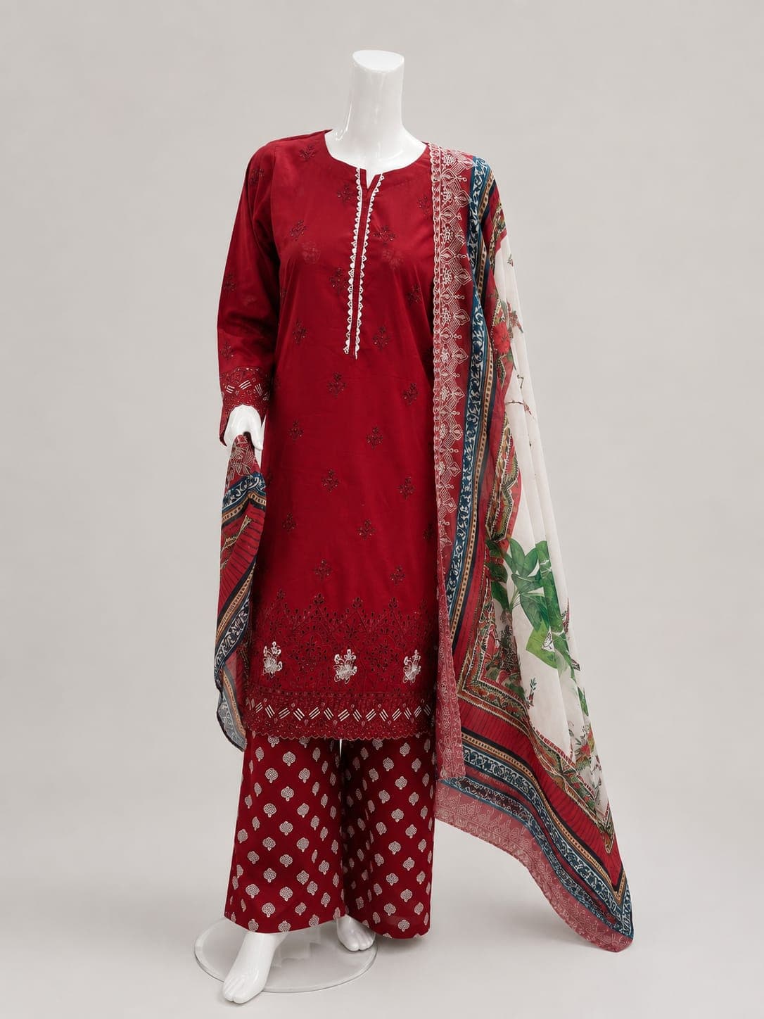 Red embroidered stitched 3-piece suit